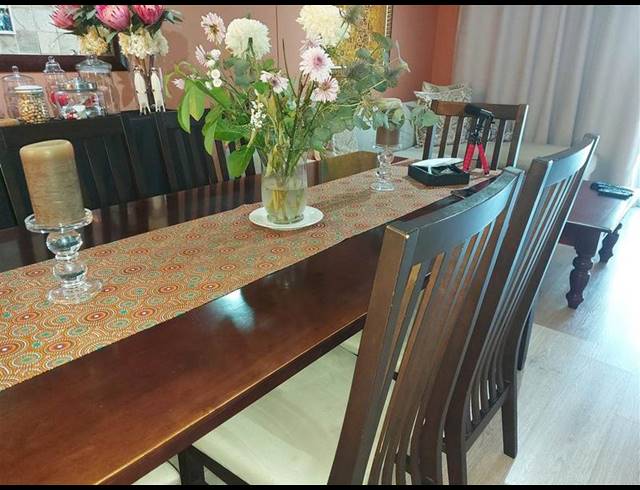 2 BEDROOM APARTMENT FOR SALE IN UMHLANGA RIDGE